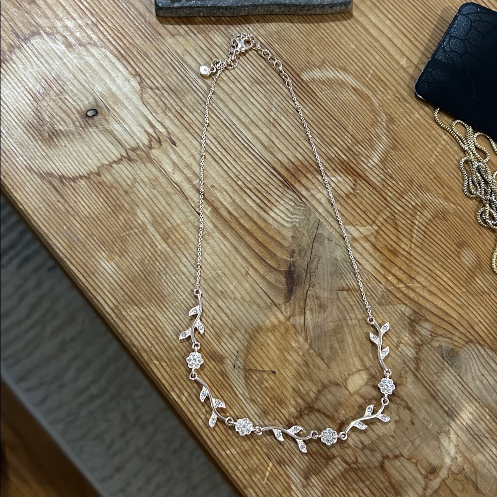 Rose Gold Floral Necklace